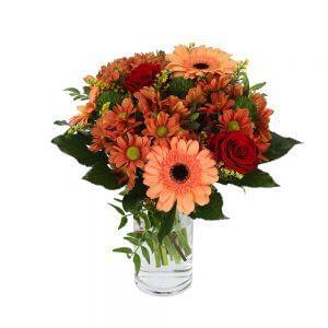 Buquê de flores de margaridas, rosas e gerberas